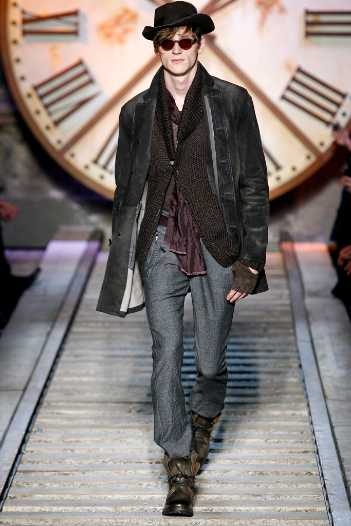 John Varvatos 2011ﶬbDƬ