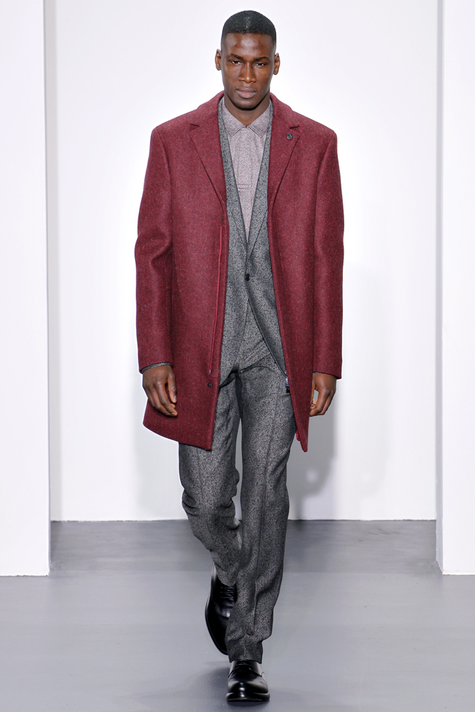 Calvin Klein 2011 ﶬbDƬ