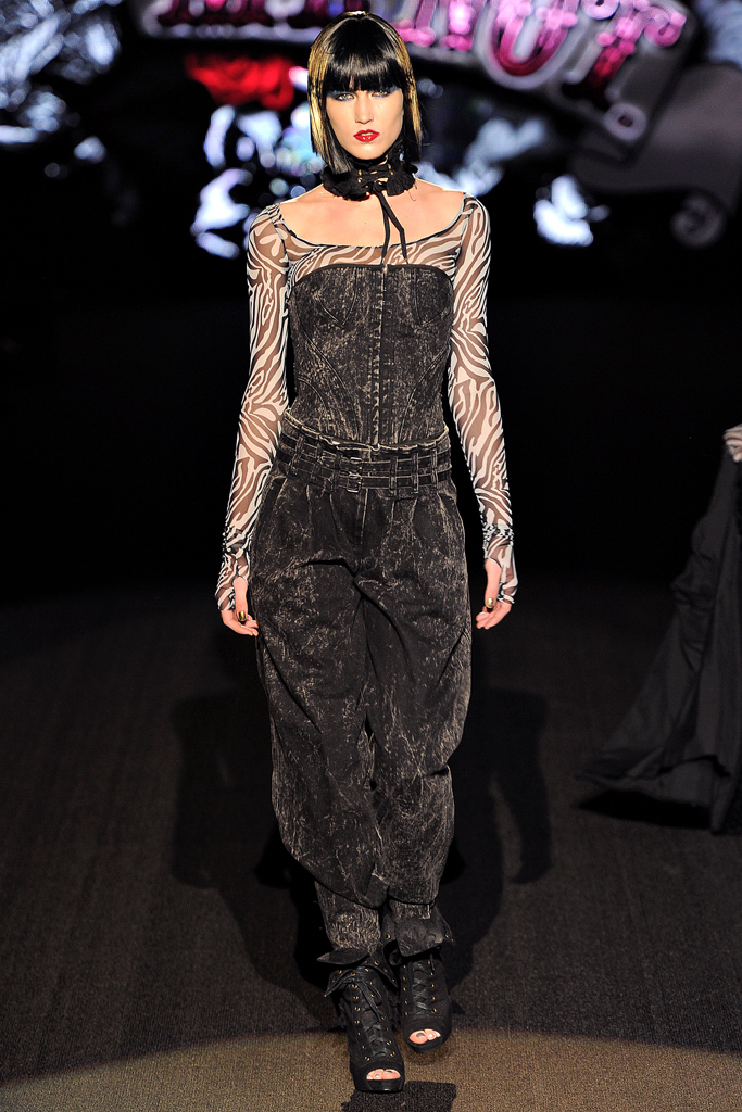 Betsey Johnson 2011 ﶬ¸DƬ