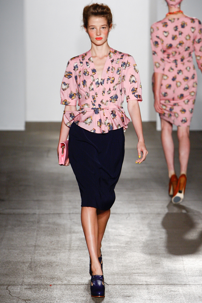 Karen Walker 2012DƬ