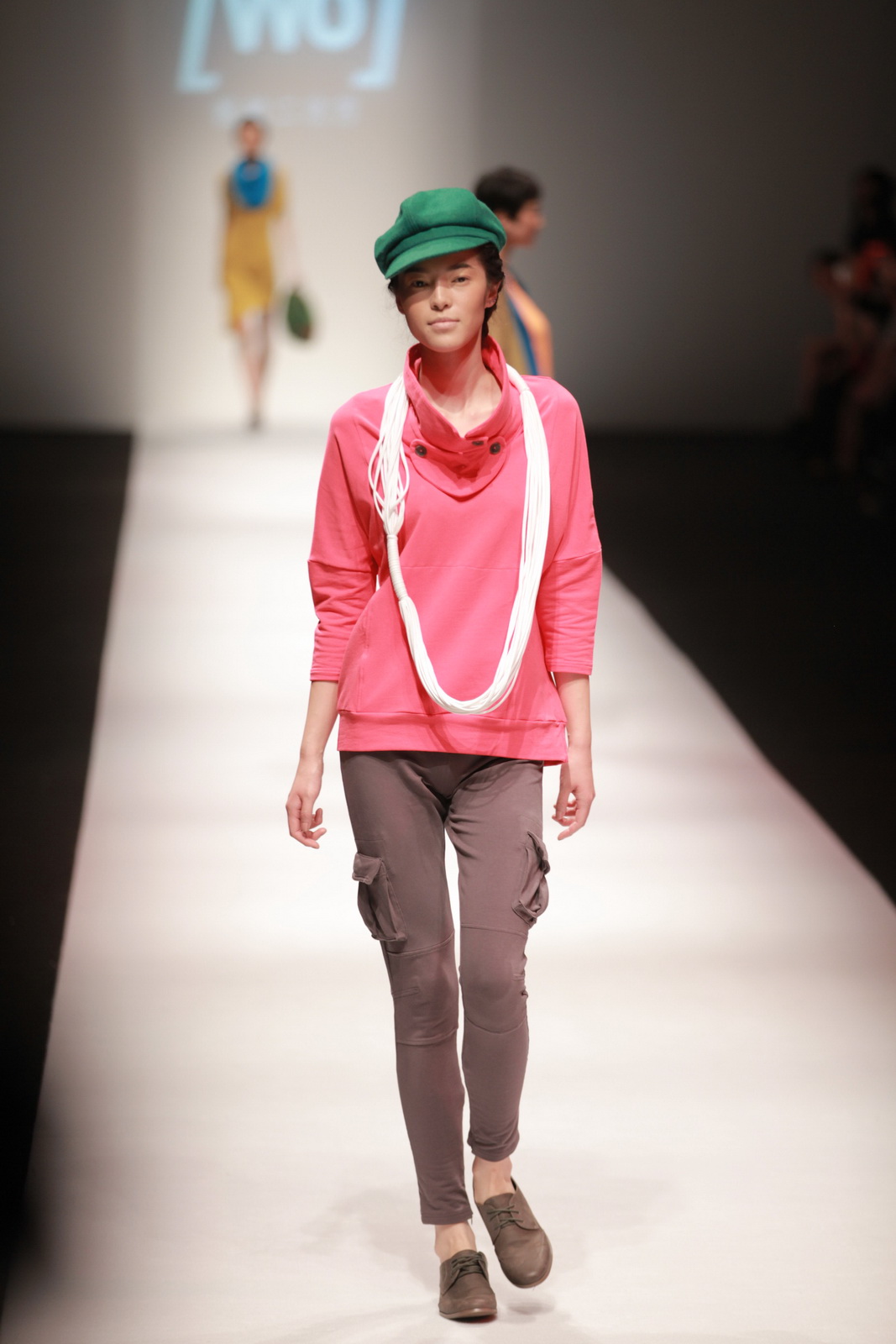 YOUNG DESIGNERSFOR XIU 2012 DƬ