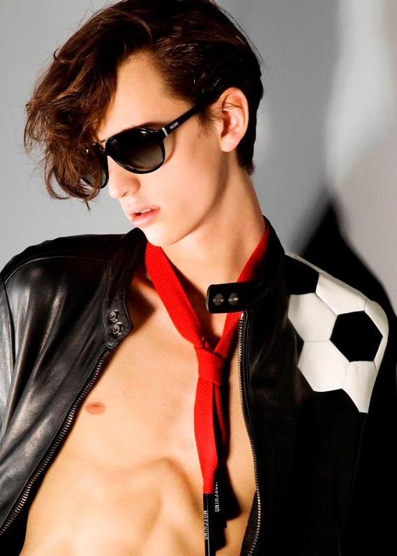 Moschino 2011ﶬbLookbook DƬ