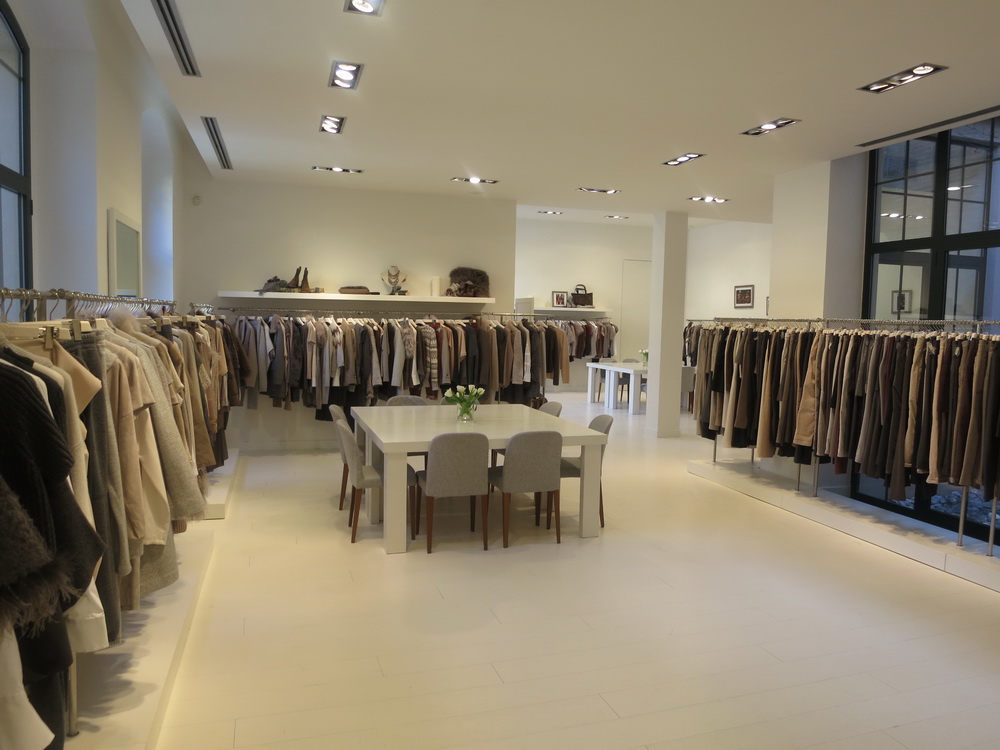 Brunello Cucinelli ReseeDƬ