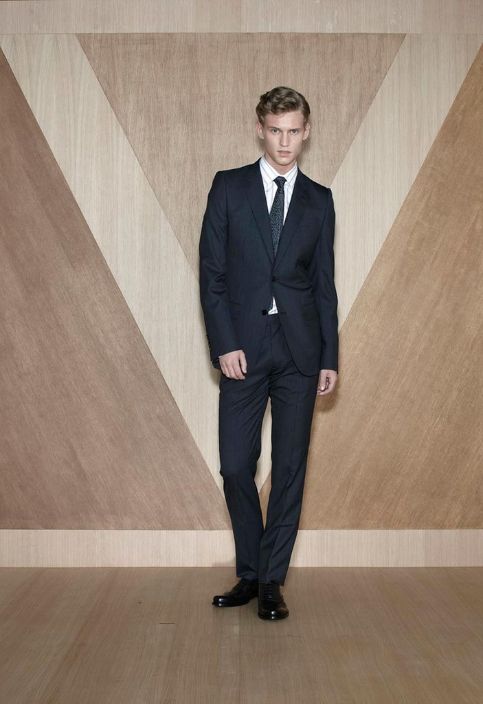 Louis Vuitton 2012ﶬbLookbookDƬ