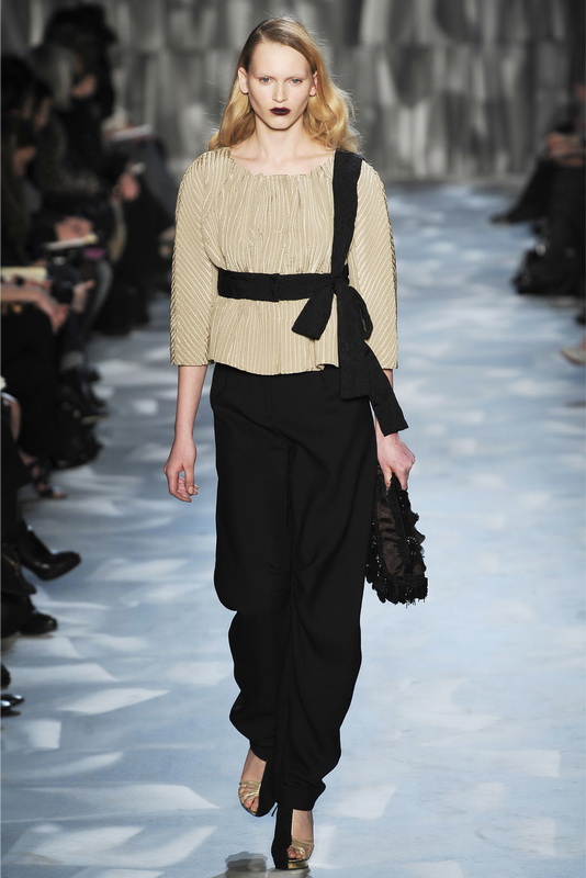 Moschino - Cheap & Chic 09ﶬDƬ