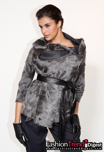 Escada 10ﶬDƬ