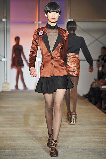 Zac posen 10ﶬDƬ